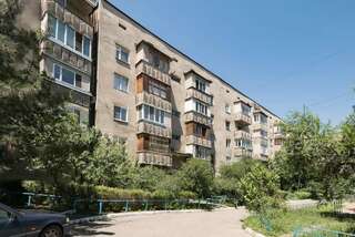 Гостевой дом Guest House on Kaldaiakova 38 Алматы Стандартный двухместный номер с 1 кроватью и общей ванной комнатой-2
